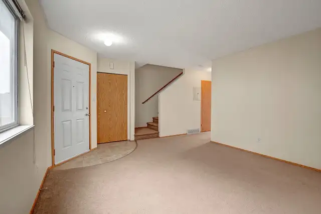 2 Bed x 1 Bath Apartment for Rent on Highland Blvd W. | $1355.00 in Long Term Rentals in Lethbridge - Image 9