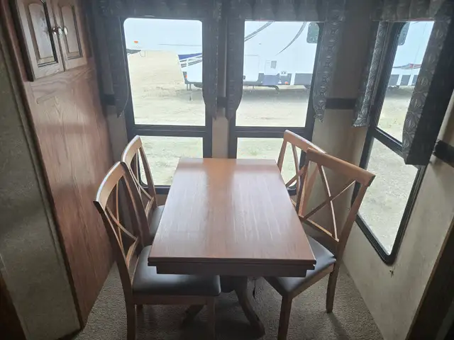 2016 Forest River FLAGSTAFF 8528 REWS in Travel Trailers & Campers in St. Albert - Image 23