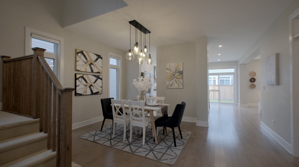 709 Riverview Way - Expansive modern home with space for a large 5