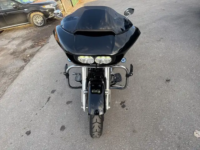 2022 Harley-Davidson Road Glide ~ ROAD GLIDE ~ 107CI ~ 2 INTO 1  in Sport Touring in City of Toronto - Image 8