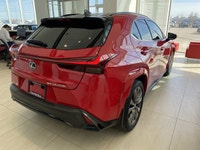 *Vehicle history form conveniently located in vehicle photos. AMVIC LICENSED DEALER ... Engine: Gas/... (image 5)
