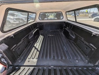 2012 Toyota Tacoma 2.7L 4 Cylinder 156,500 km. 2WD. Clean title and safetied. Manitoba owned. Auxili... (image 4)