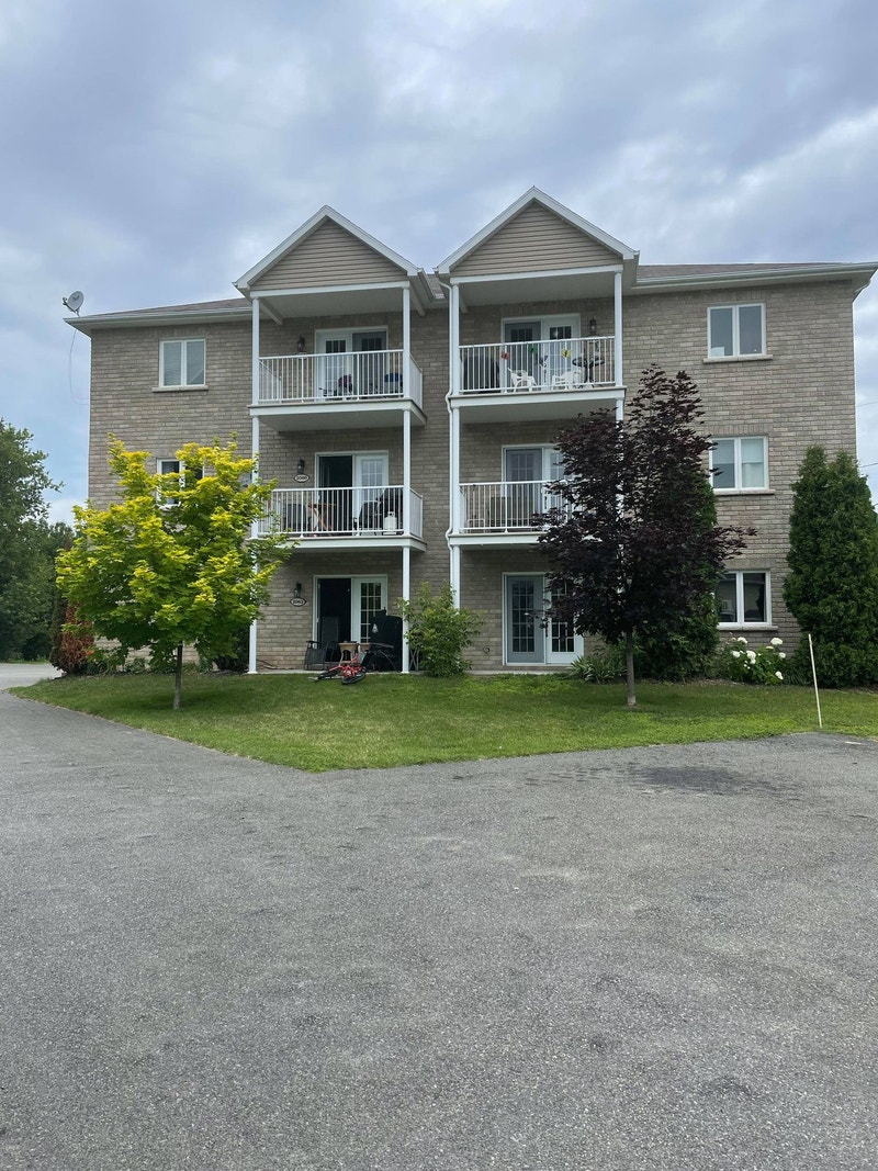 Super beau logement 51/2 Locations longue durée TroisRivières