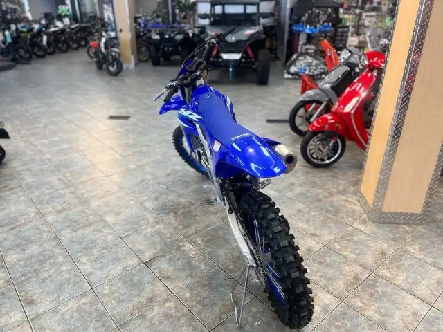2025 YAMAHA YZ250F in Dirt Bikes & Motocross in Saguenay - Image 5