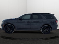 Cloth Bucket Seats w/Shift Insert, Power Sunroof, Front Heated Seats, Heated Steering Wheel, ParkVie... (image 1)