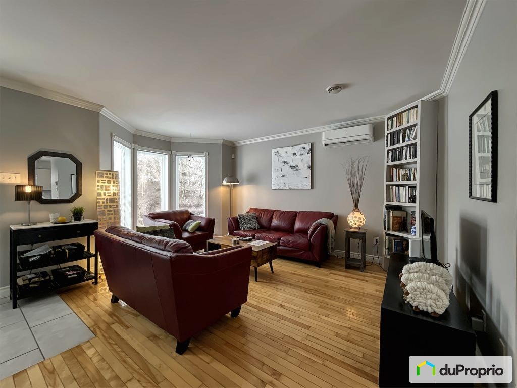$399,900 - 2 Storey for sale in Sherbrooke (Fleurimont) — photo 2