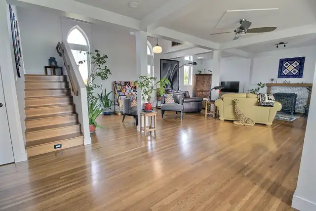 ✨ A Rare Gem - Church Converted Home✨63234990931843122