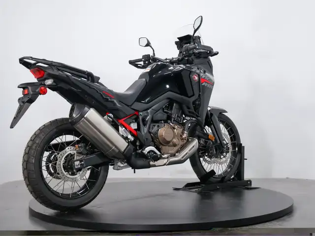 2025 Honda AFRICA TWIN CRF1100S in Street, Cruisers & Choppers in Kelowna - Image 4