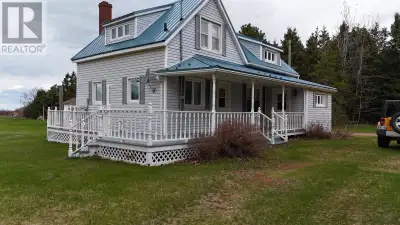 Charming home with breathtaking views of evenings setting sun overlooking the Northumberland Strait...