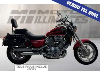 Vendu tel quel besoin réparation mineure HONDA VF750C2 Magna Deluxe 1997 Rouge 96171 km km au compte...