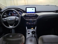 2020 Ford Escape Appelez-nous afin de fixer une rencontre — nous travaillons sur rendez-vous seuleme... (image 1)