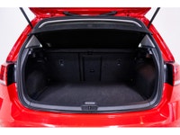 Découvrez l'excellence automobile avec la Volkswagen Golf 2021 Plongez dans une expérience de condui... (image 8)