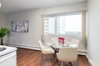 Amenities: Fitness Centre • Library • Quiet Building • Social Room Suite & Building: Bachelor, one-b... (image 6)