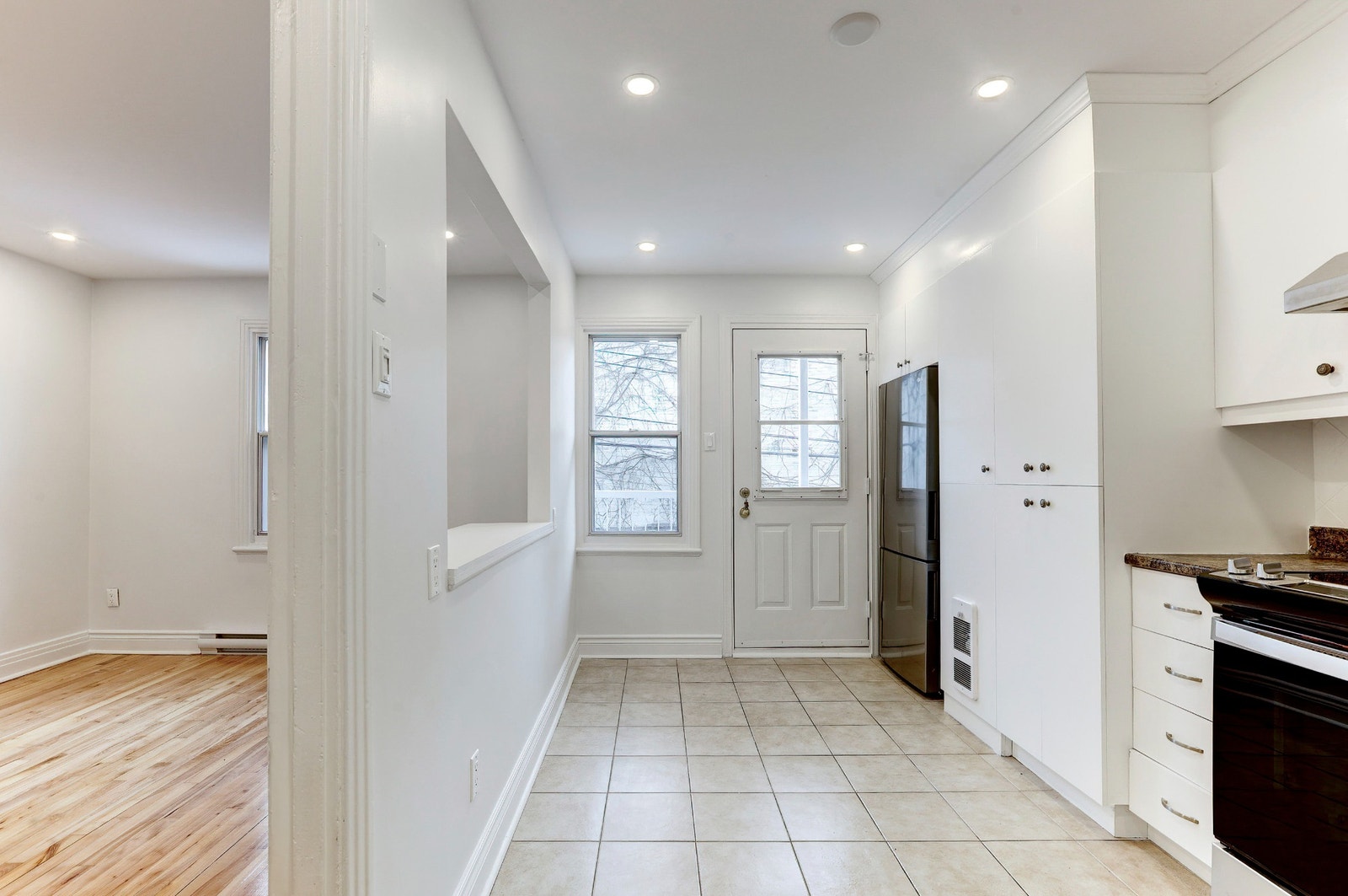 1104 Ave. Argyle — photo 3