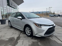 This 2022 Toyota Corolla LE is ready for action from every angle. Sleek J-shaped bi-beam LED headlam... (image 3)