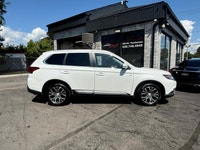 2016 MITSUBISHI OUTLANDER AWC 4DR GT EN EXCELLENTE CONDITION MECANIQUE ET ESTHETIQUE!!!! BLANC PERLE... (image 4)
