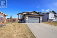 60 Isaacson Crescent Red Deer, Alberta