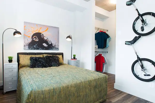 UNIQUE 2 BED/2BATH LOFT STYLE APARTMENT IN OLIVER SQUARE63008315622017122