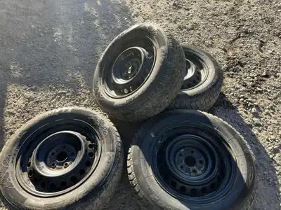 *Tire Size: 205/65R16 95H *Brand: Hercules *Tread: 90% Approx. *DOT: 25 23 *Bolt Pattern: 5x114.3 mm...