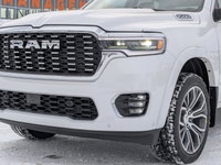 Tungsten 4x4 Crew Cab 5'7 Box Engine: Twin Turbo Premium Unleaded I-6 3.0 L/183 Other Equipment E-LO... (image 9)