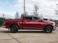 Welcome to 400 Chrysler Dodge Jeep Ram. The 2017 Ram 1500 Limited brings luxury and strength togethe... (image 9)
