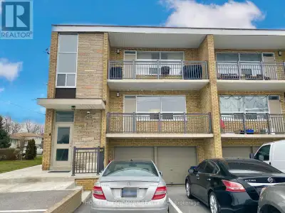 2 - 240 WILMINGTON AVENUE Toronto (Bathurst Manor), Ontario