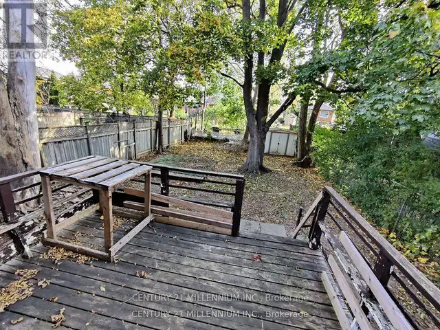 MAIN - 59 GARTHDALE COURT Toronto (Bathurst Manor), Ontario in Long Term Rentals in City of Toronto - Image 13