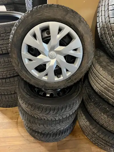 175-65-15 KIT COMPLET PNEUS TOYO G3-ICE ENTRE 8 ET 9/32 D'USURE, ROUES ACIER NOIR, 4-100 BOULONNAGE...