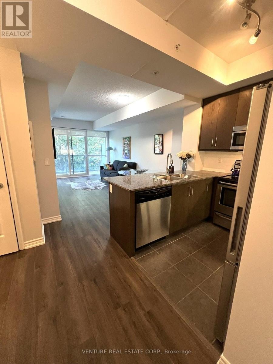 718 - 15 JAMES FINLAY WAY Toronto (Downsview-Roding-CFB), Ontari 3