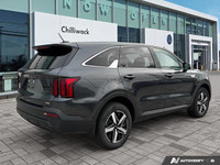 This Kia Sorento delivers a Regular Unleaded I-4 2.5 L/152 engine powering this Automatic transmissi... (image 4)
