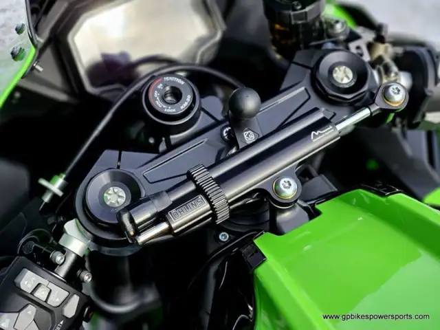 2024 Kawasaki Ninja ZX-10R KRT Edition in Sport Bikes in Oshawa / Durham Region - Image 16