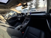 The 2019 Lexus IS 300 AWD with the Luxury Package is a standout choice in the Canadian compact luxur... (image 8)