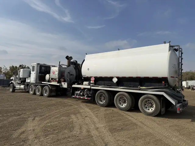 2007 KENWORTH C500 in Heavy Trucks in Saskatoon - Image 8