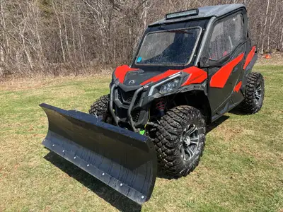 This Maverick has Lots of upgrades, extra's, it looks great and works Good too It is a 1000cc Automa...