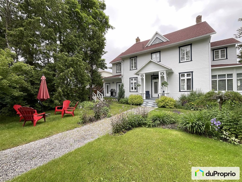 $818,700 - 2 Storey for sale in La Malbaie (Pointe-Au-Pic) — photo 2