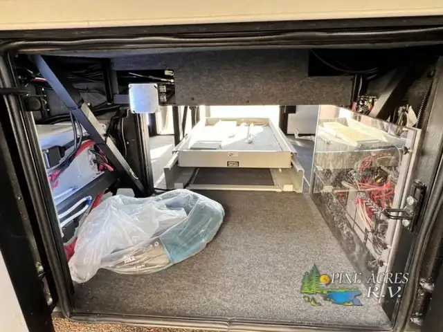 2024 Newmar New Aire 3549 Luxury Diesel Pusher in RVs & Motorhomes in Moncton - Image 85