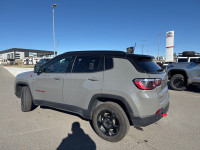 Off-Road Package, Blind Spot Detection, Leather Seats, 4G Wi-Fi, Heated Steering Wheel! SALES HOTLIN... (image 2)