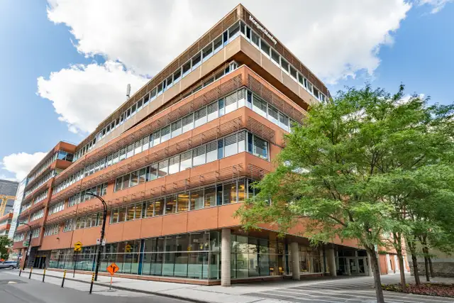 Office space to rent for 10 persons in Spaces Cité Multimédia Mo in Commercial & Office Space for Rent in City of Montréal - Image 14