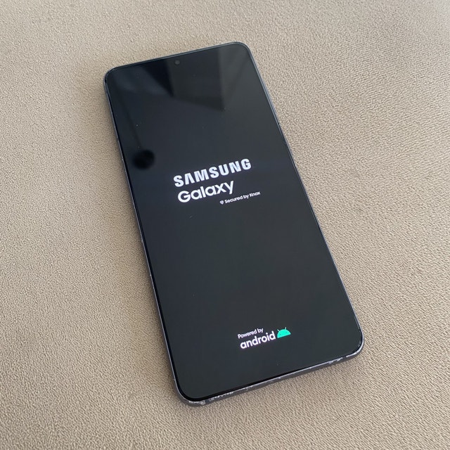 Samsung Galaxy S21 — Black — 128GB — Unlocked Cell Phones Edmonton Kijiji