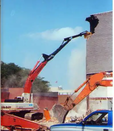 EC700–EC750 Volvo Excavator High Reach Demolition System Unlock Exceptional Height, Power & Versatil...