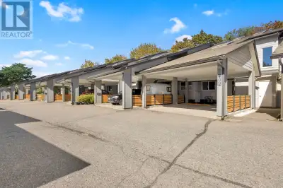 Tired of cramming into tiny townhomes? This is your upgrade. With nearly 1,800 sq ft of space, 4 bed...