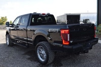 Black Friday Sale Happening Now – Don’t Miss Out! 2022 Ford Super Duty F-350 SRW Lariat Ultimate – 6... (image 2)