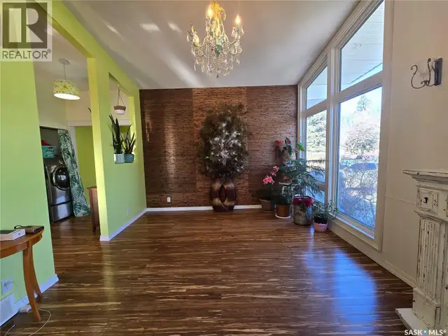 531 Scott STREET Weyburn, Saskatchewan in Houses for Sale in Regina - Image 11