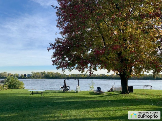 $995,000 - Residential Lot for sale in Ste-Dorothee — photo 1