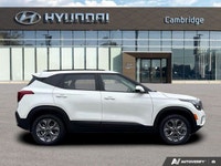 This Kia Seltos delivers a Regular Unleaded I-4 2.0 L/122 engine powering this Variable transmission... (image 5)