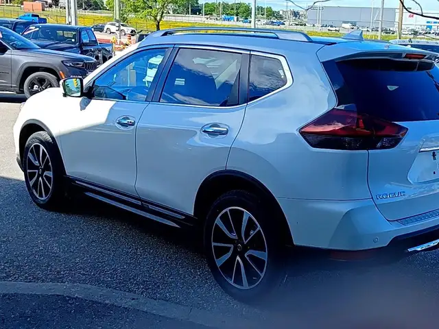 2020 Nissan Rogue SL in Cars & Trucks in Markham / York Region - Image 6