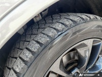 This Dodge Durango delivers a Regular Unleaded V-8 5.7 L/345 engine powering this Automatic transmis... (image 9)