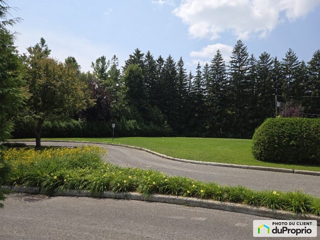 $799,900 - Residential Lot for sale in Boisbriand — photo 1