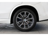 Sunroof, Heated Seats, Power Liftgate, Navigation, Heated Steering Wheel, Blind Spot Detection, Lane... (image 7)