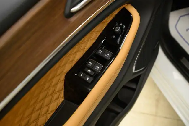 2023 Jeep Grand Cherokee L Summit | Sunroof | Night Vision in Cars & Trucks in Winnipeg - Image 13